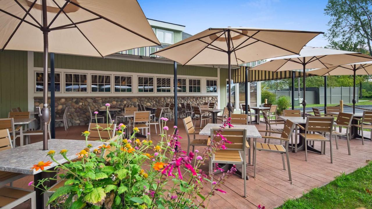 Best Western Plus Windjammer Inn & Conference Center Burlington Ngoại thất bức ảnh