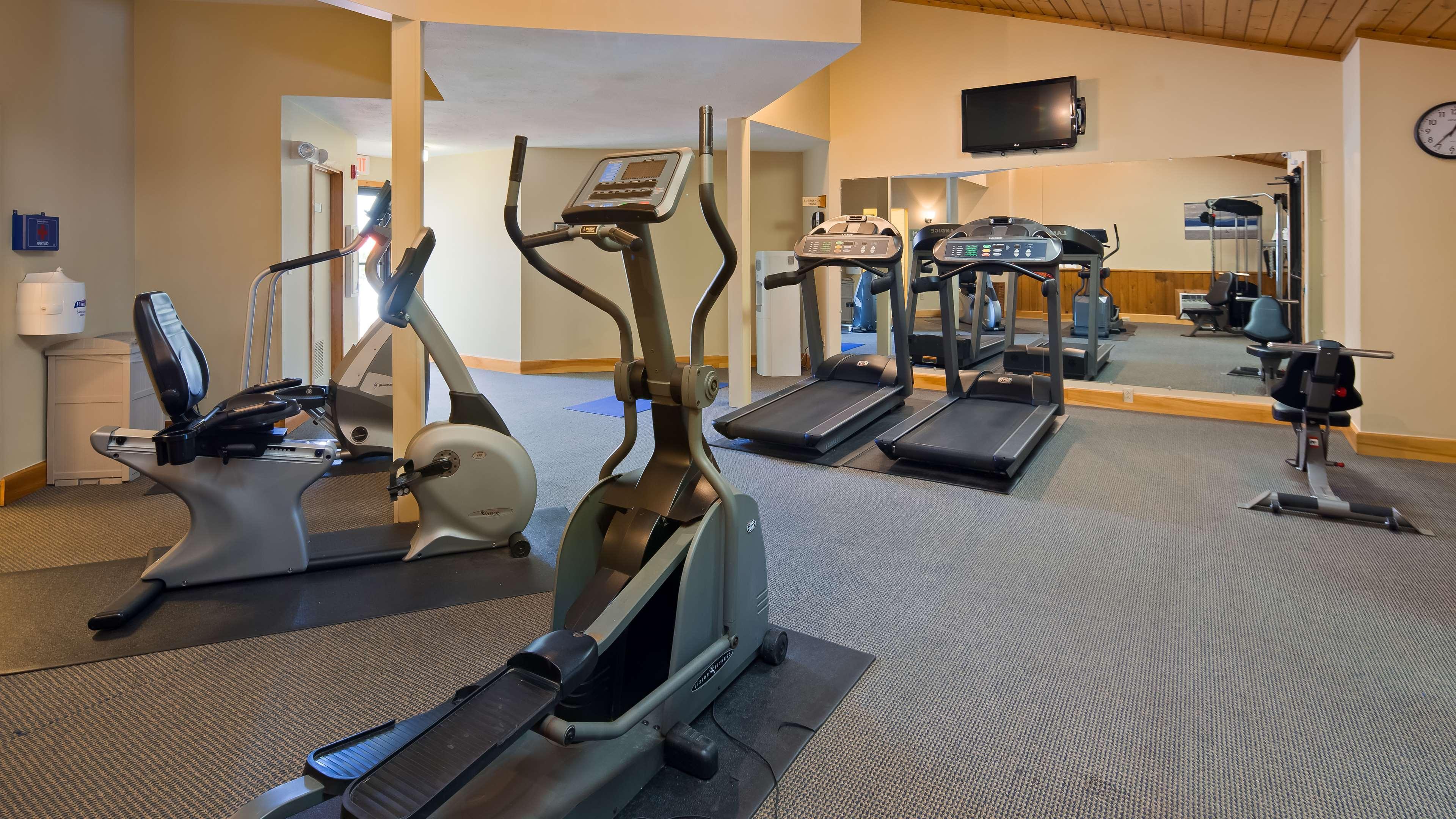 Best Western Plus Windjammer Inn & Conference Center Burlington Ngoại thất bức ảnh