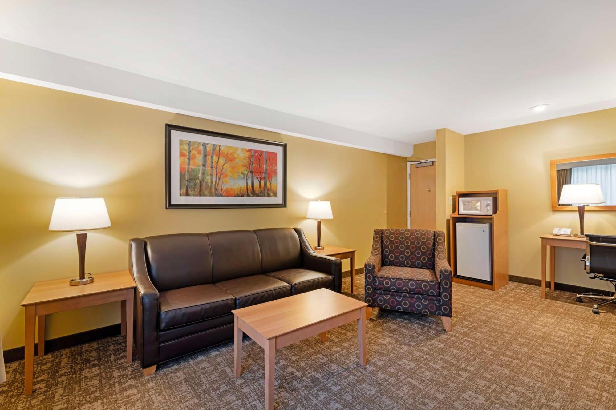 Best Western Plus Windjammer Inn & Conference Center Burlington Ngoại thất bức ảnh